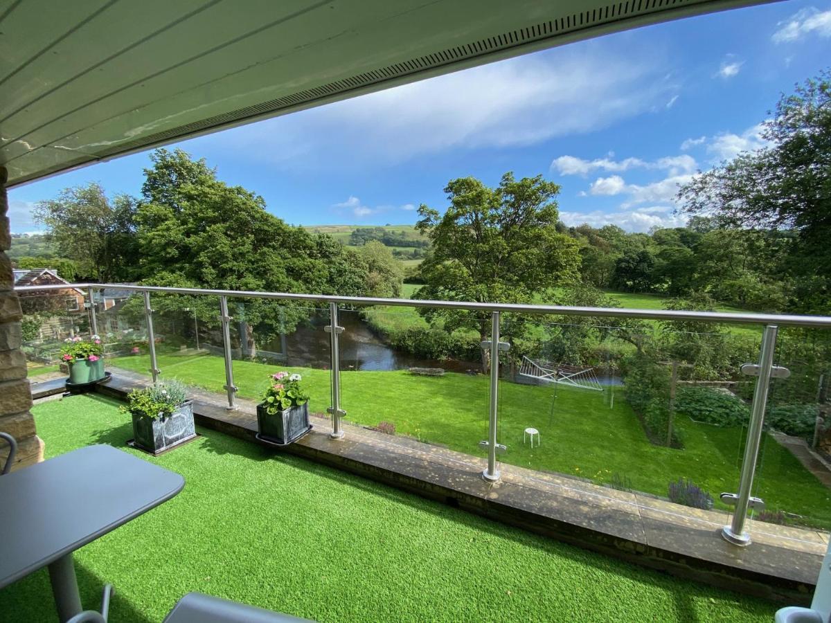 Millbrook Bed & Breakfast Penistone Bagian luar foto