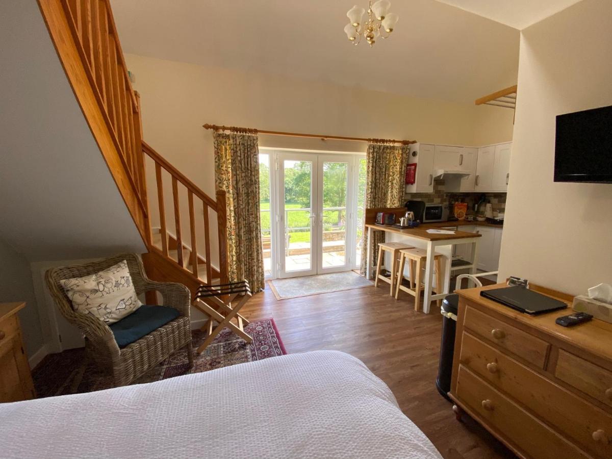 Millbrook Bed & Breakfast Penistone Bagian luar foto
