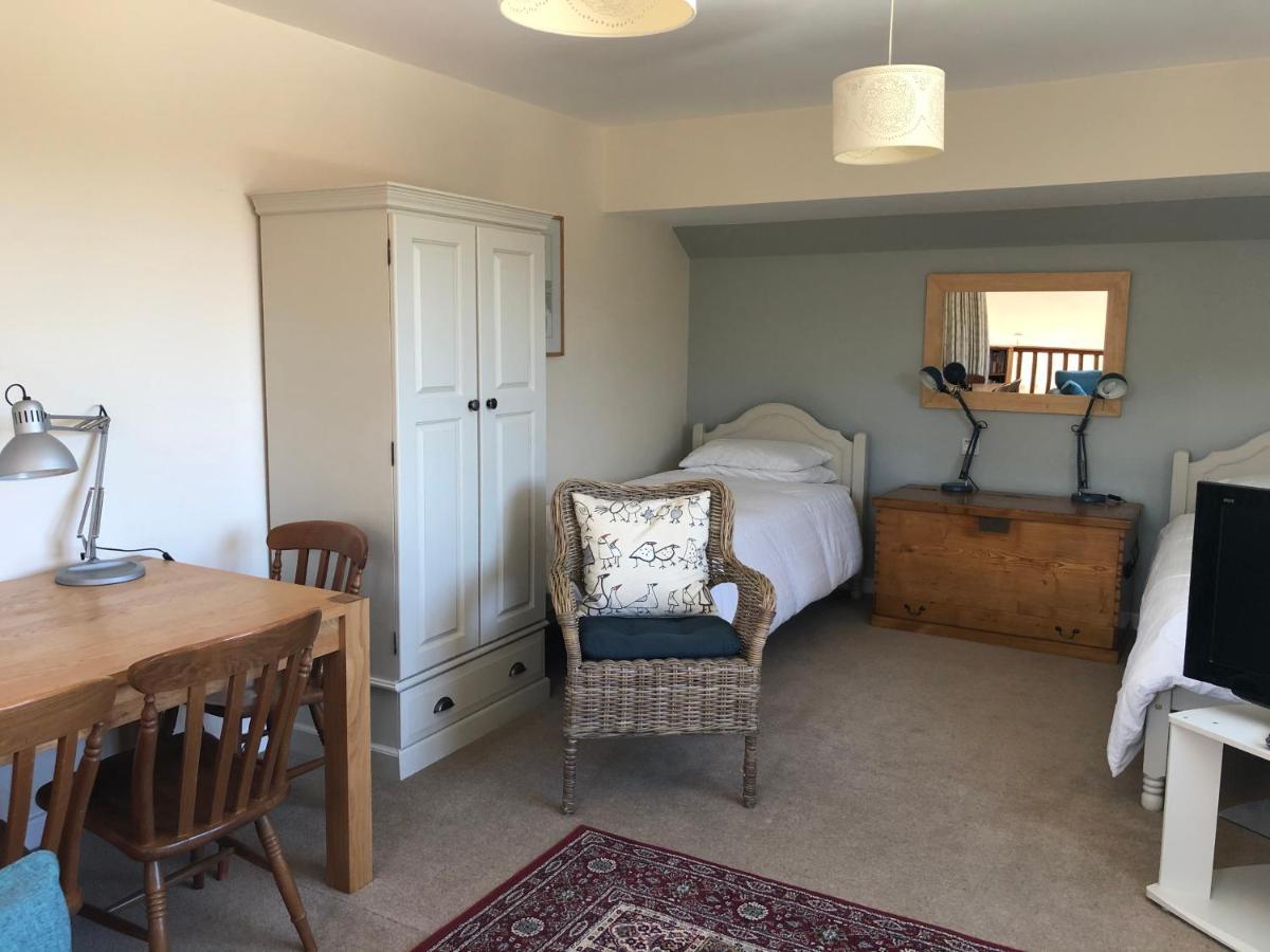 Millbrook Bed & Breakfast Penistone Bagian luar foto